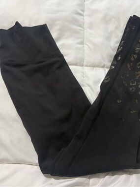 Beach Riot Sport Black Women's High-Waist Leggings with Subtle Leopard Print